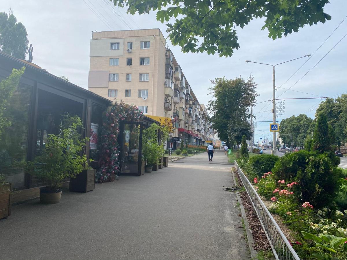 New Apartments With Panoramic Views On Avenue Nauky Харьков Экстерьер фото