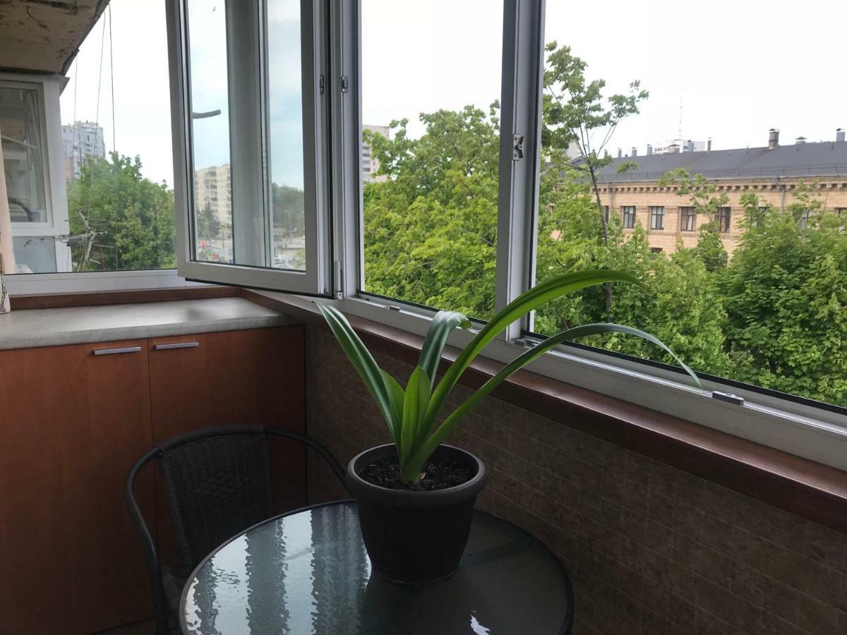 New Apartments With Panoramic Views On Avenue Nauky Харьков Экстерьер фото